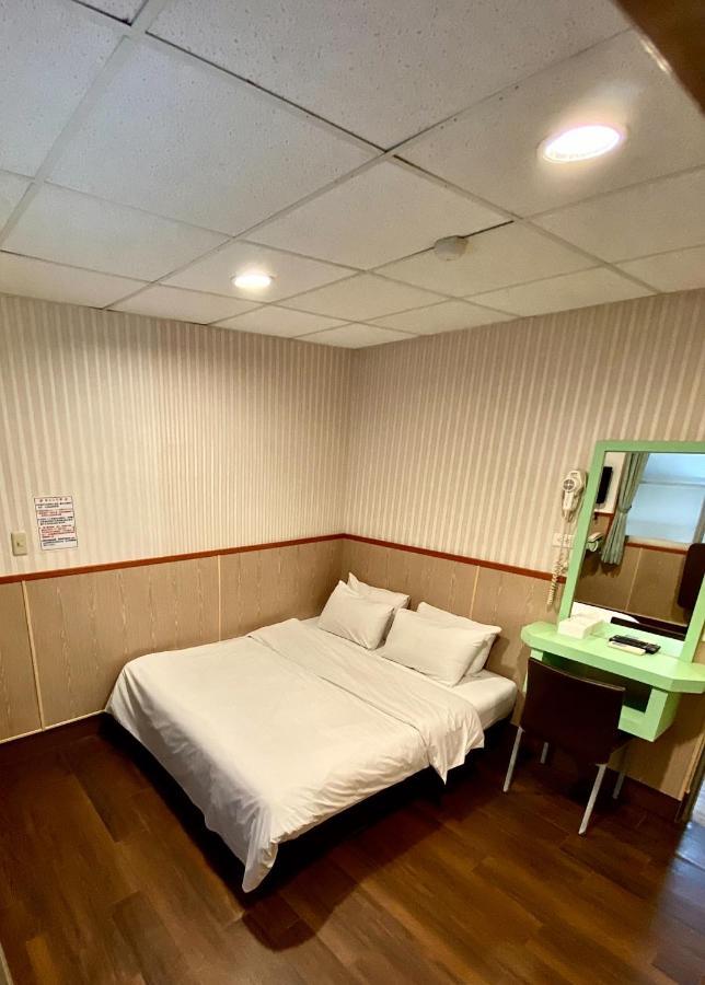Ying Lun Hotel T'ai-tung Buitenkant foto